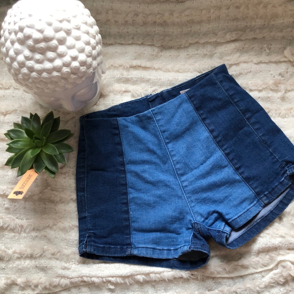 Lottie Moss High-rise Shorts